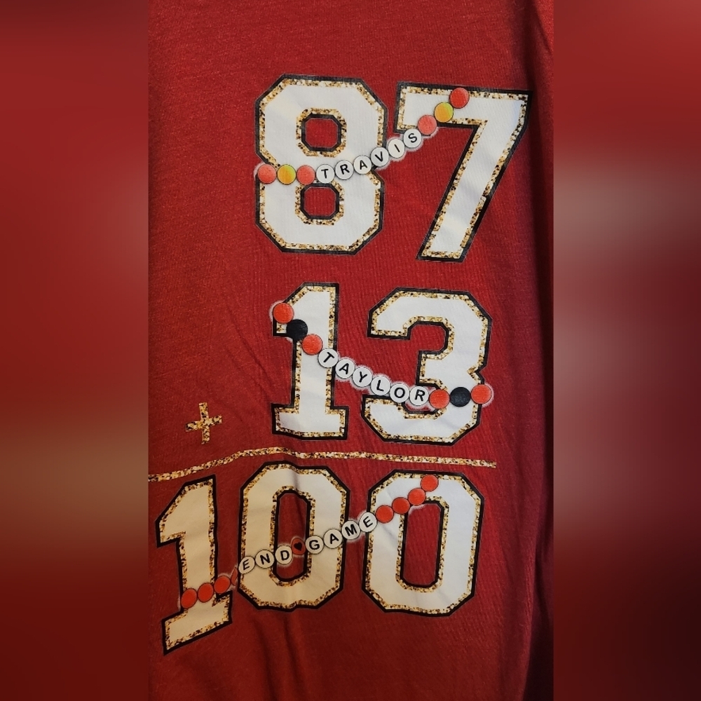 Red Short Sleeve Tee Taylor Swift Travis Kelce - Picture 4 of 5